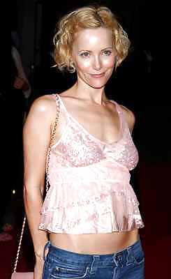 Leslie mann
 #12189451