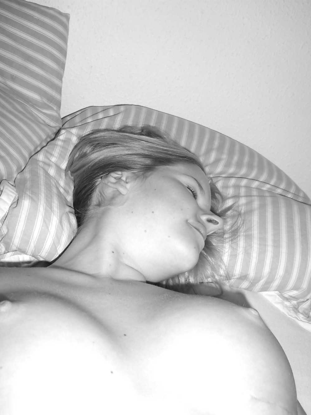 Deutsch Blond Amalie Private Und Porn Pics #11156752