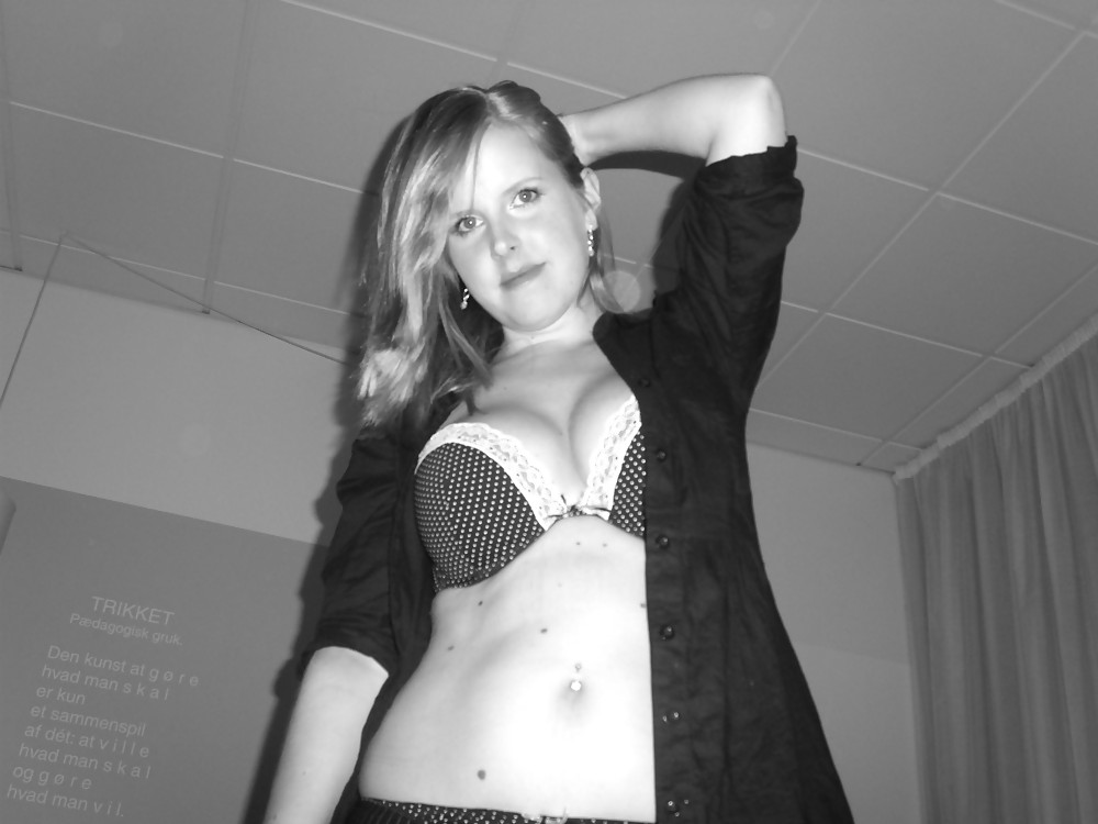 Amalie rubia alemana privada y fotos porno
 #11159188