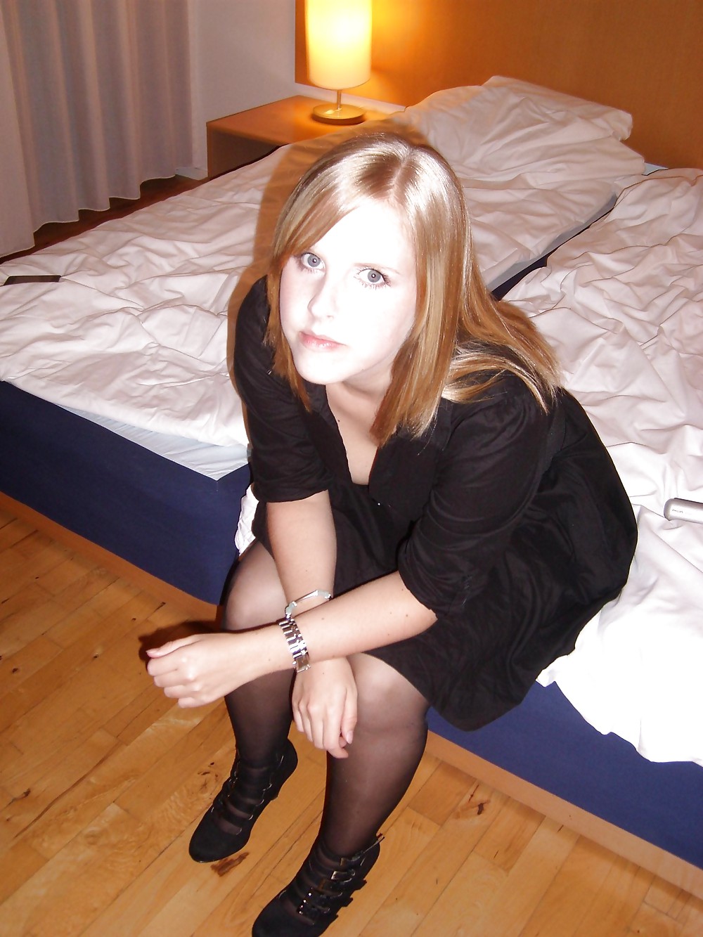 Deutsch Blond Amalie Private Und Porn Pics #11159358