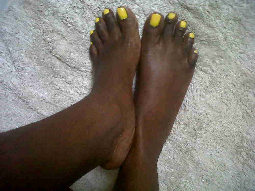Ebony feet #6219832