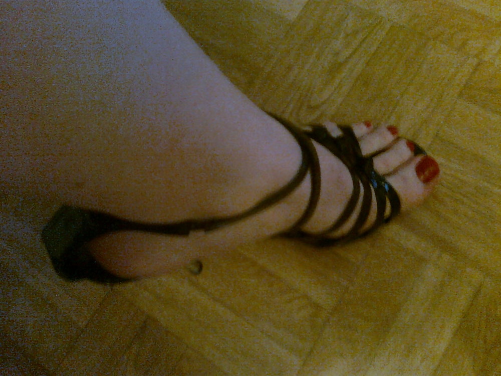 Cum on my shoes #2008573