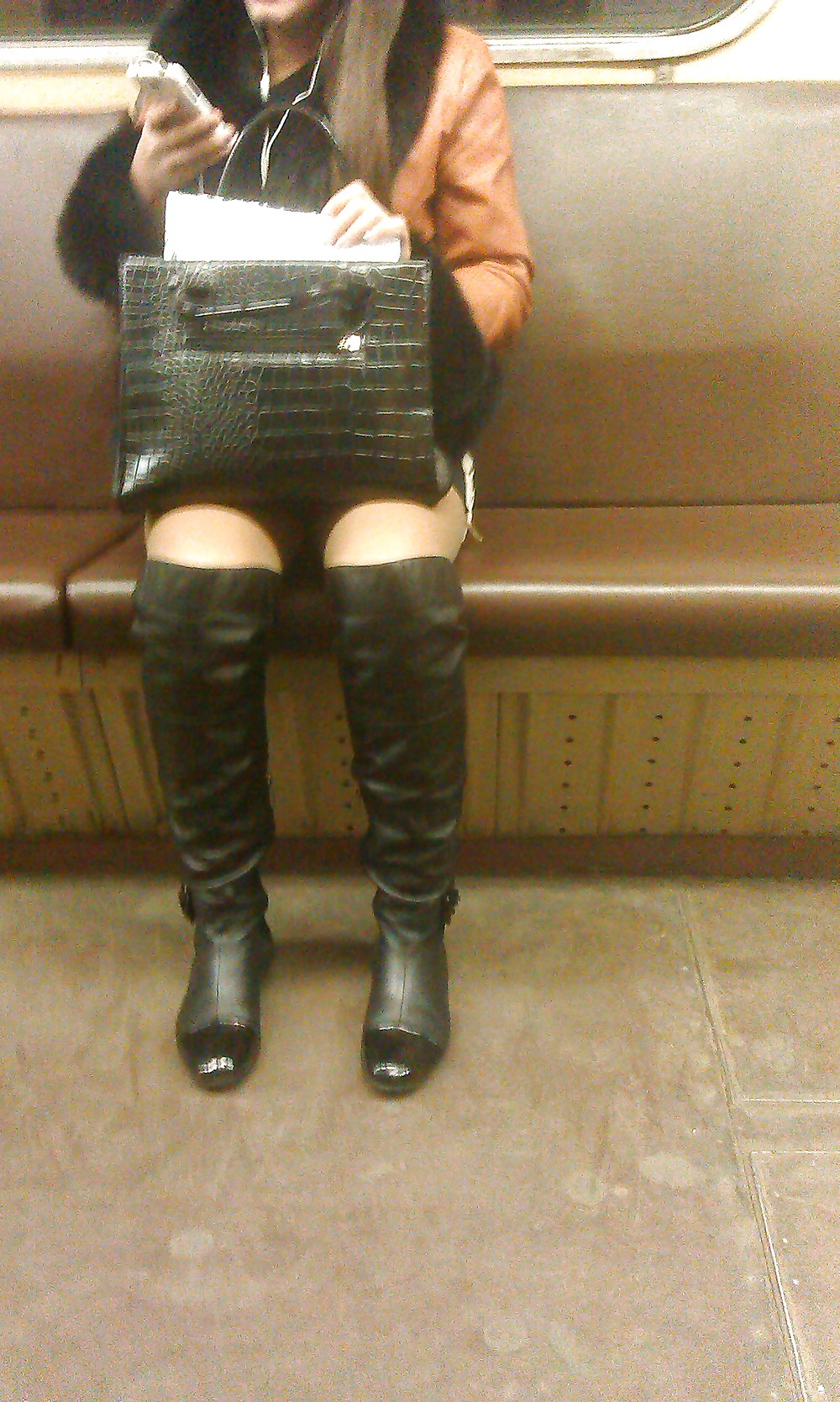 Miniskirt public 2 #22356498