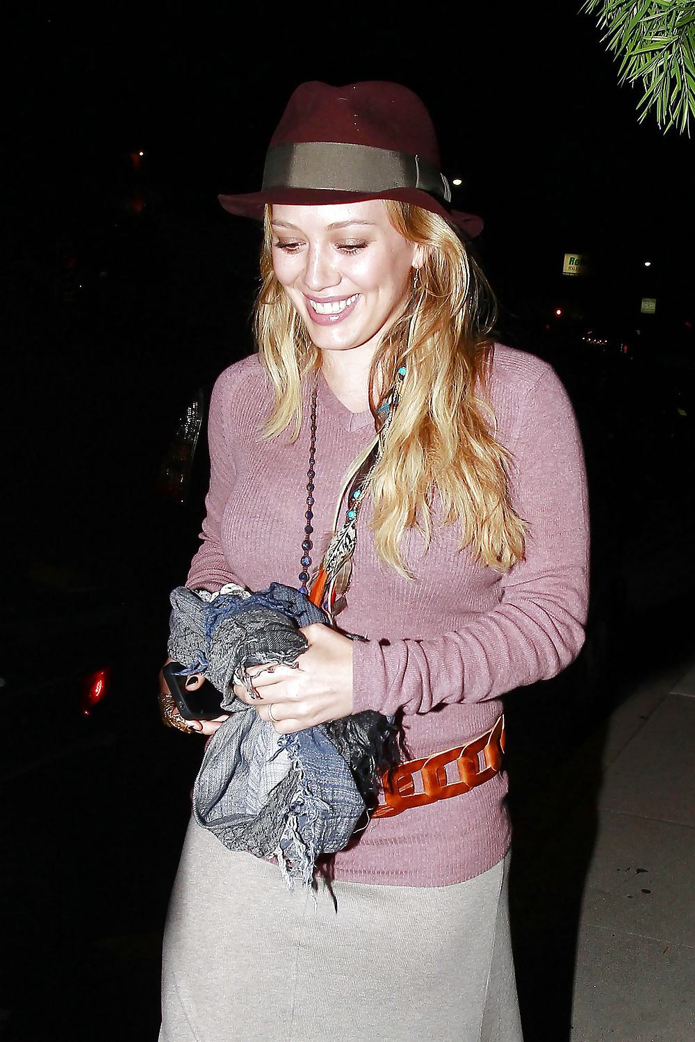 Hilary duff - saliendo de sushi yuzu la
 #7856636