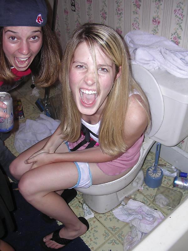 (bd) tinkle time pt.3
 #17772685