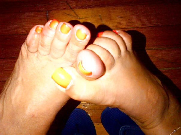 Moor toes #14839128