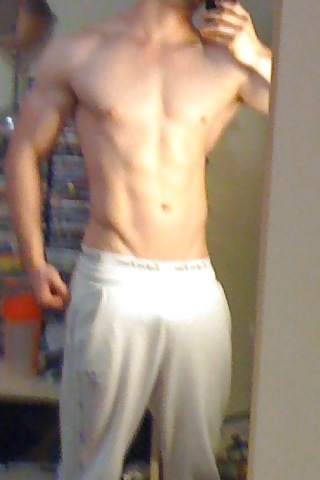 Mee #3515190