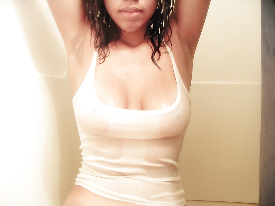 Handsome brunettes woman #9596230