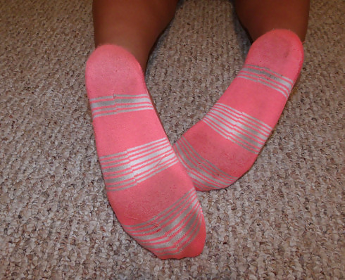 Erstaunliche Füße Und Schmutzige Socken #18800763