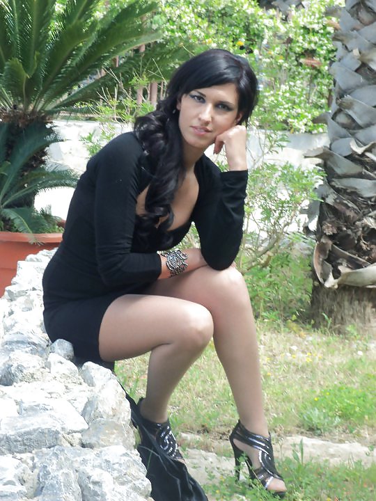 Joven caliente milf italiana
 #21596279