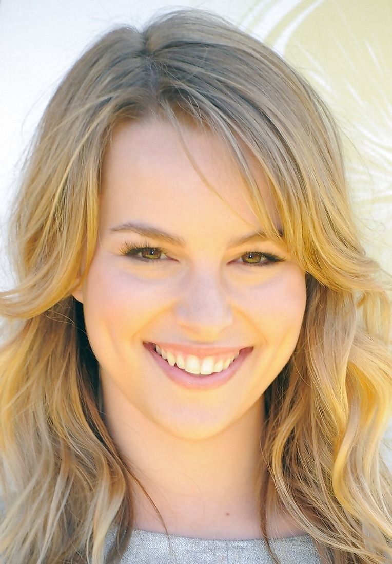 Bridgit mendler #19652036