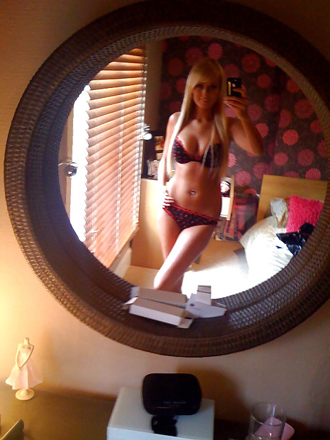 Mee  #3556448