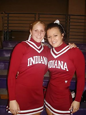 Indiana Cheerleader Universitaire Nue #4376628