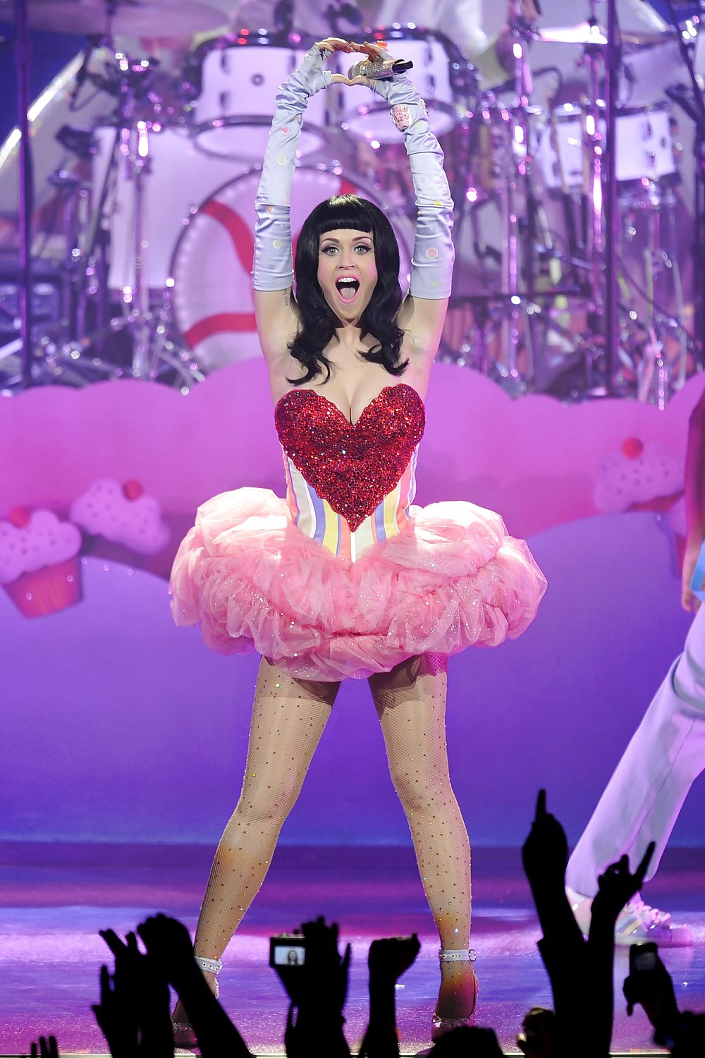 Katy Perry Performs Live at Le Zenith in Paris #4436204