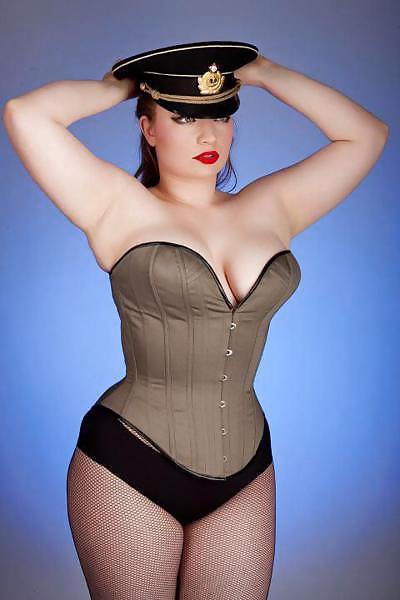 Effective Voluptuous Girls #9584625