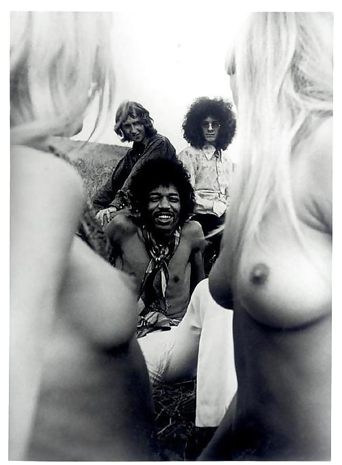 Hippies nudo
 #7312766