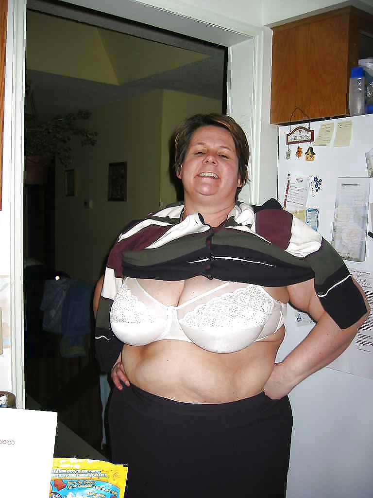 Big bras on mature women's! #17814867