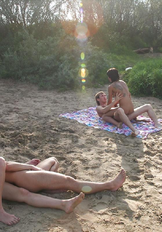 échangistes Sur La Plage à La Voile #7514034