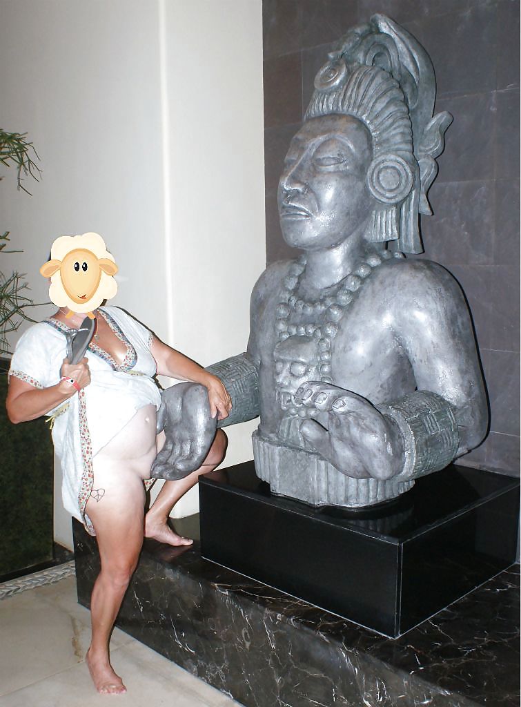 What Occurs in Mexico ......... #9590402