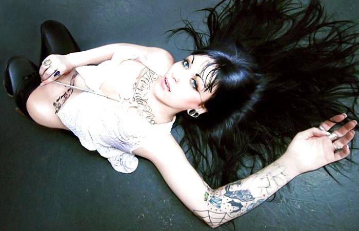 Sexy celebridades chicas con tatuajes vol.2
 #914929