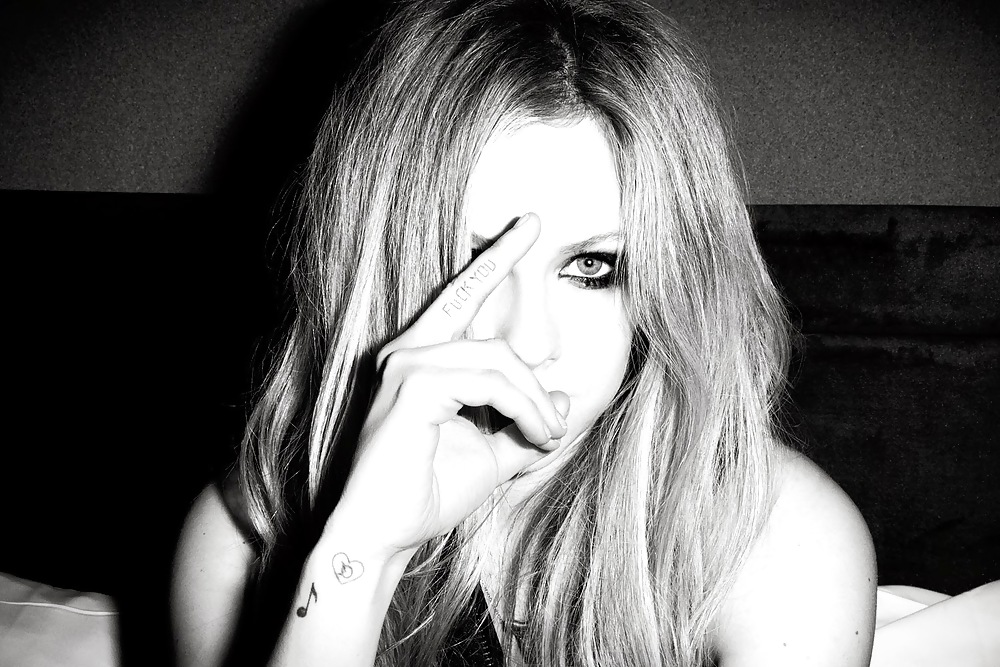 Avril Lavigne #18025603