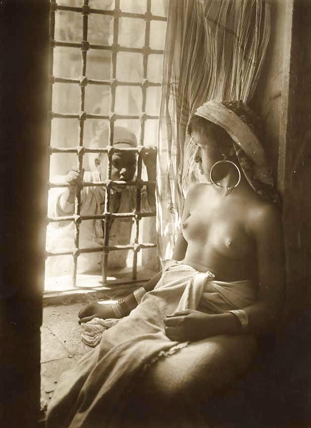 Vintage Erotische Fotokunst 3 - Arabisches Mädchen C. 1900 - 1930 #6317090