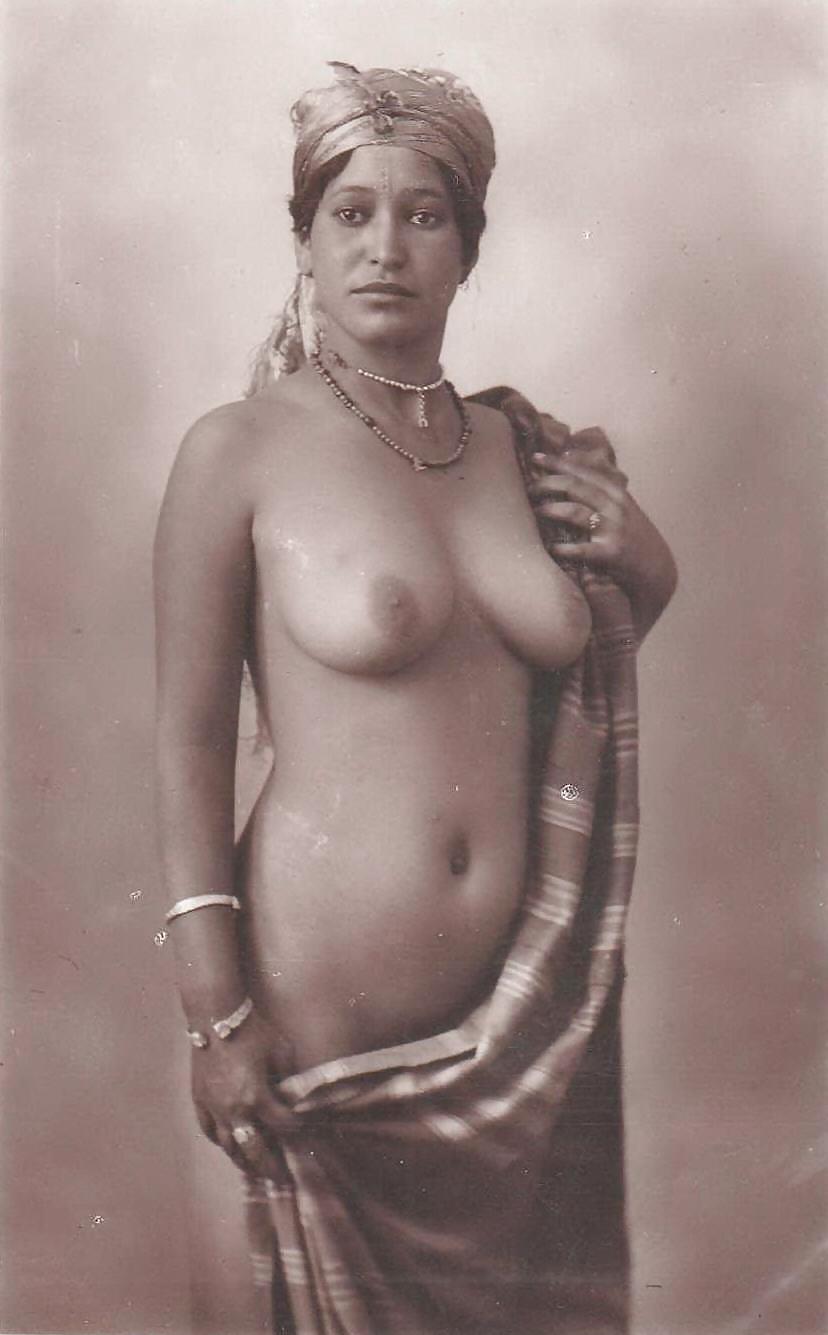 Vintage Erotische Fotokunst 3 - Arabisches Mädchen C. 1900 - 1930 #6317100
