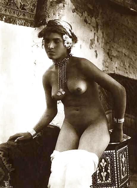 Vintage Erotische Fotokunst 3 - Arabisches Mädchen C. 1900 - 1930 #6317147