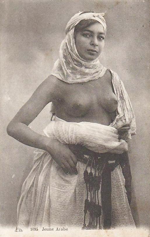 Vintage Erotische Fotokunst 3 - Arabisches Mädchen C. 1900 - 1930 #6317154