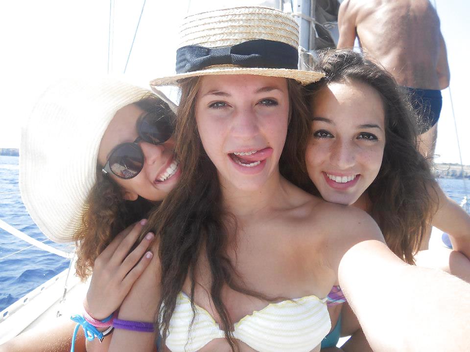 Troie incontrate in giro- random bitch #7249269