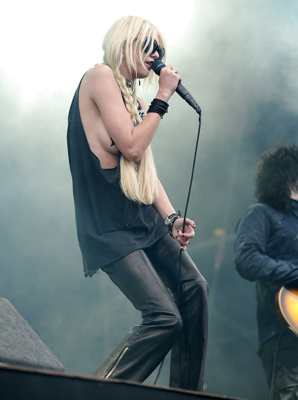 Taylor Momsen The 2011 Download Festival #4183756