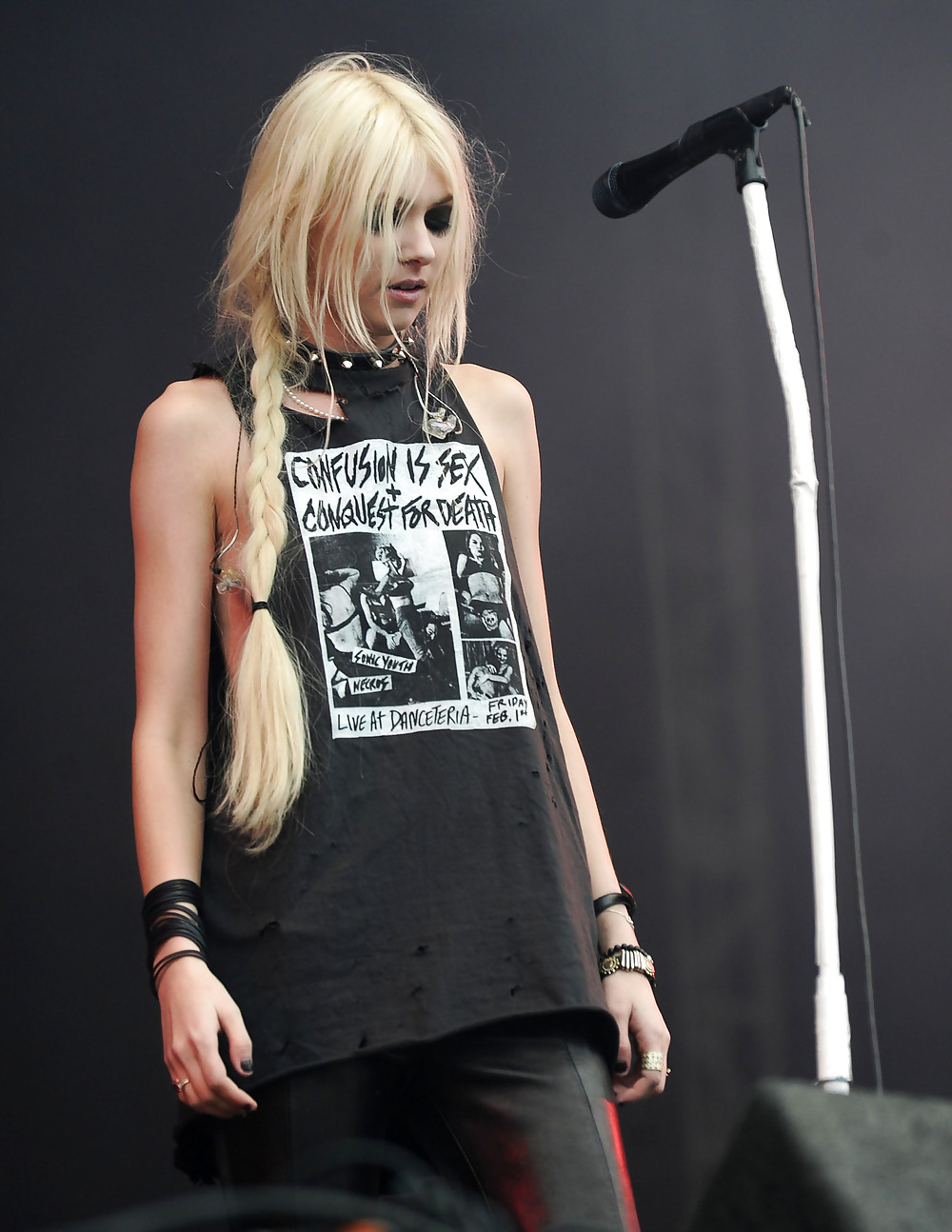 Taylor Momsen The 2011 Download Festival #4183779