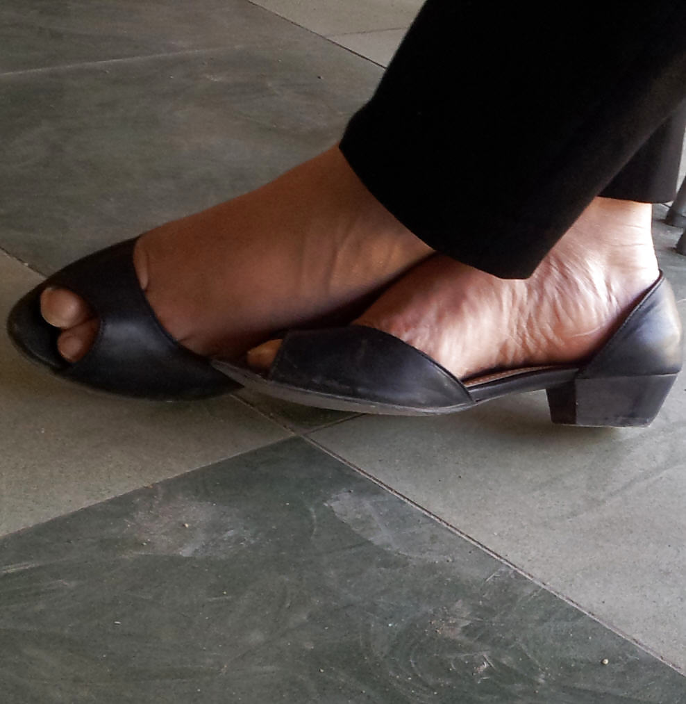 Iranian feet - Persian #14987540