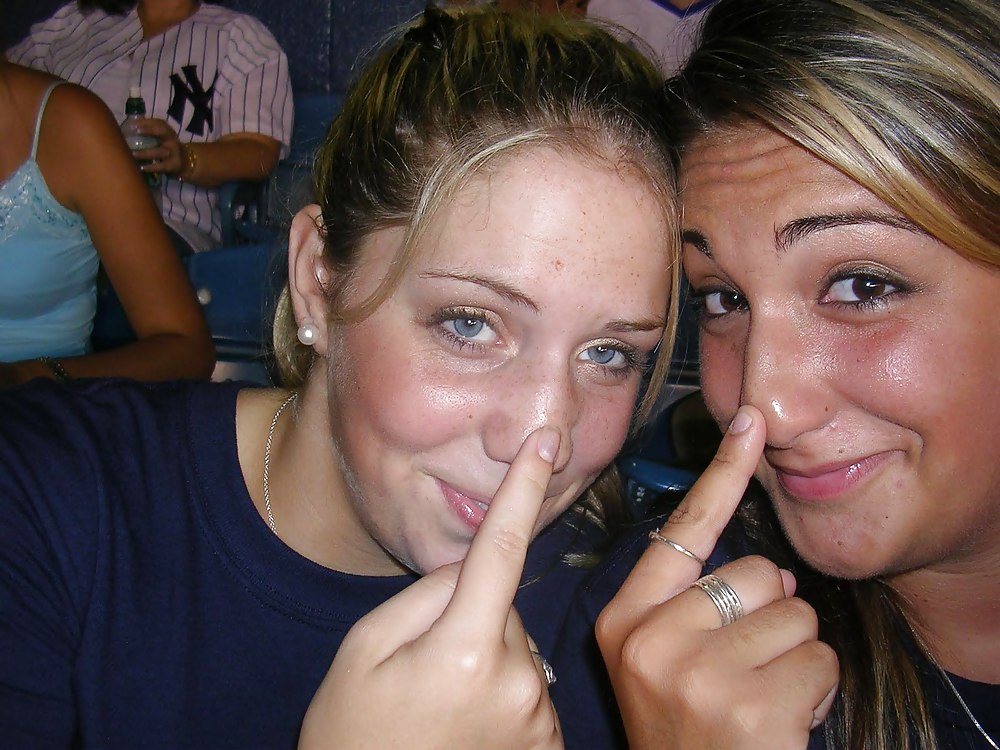 Narices grandes
 #10880272