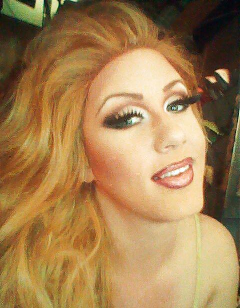 トランスジェンダーの美しさ
 #19058255