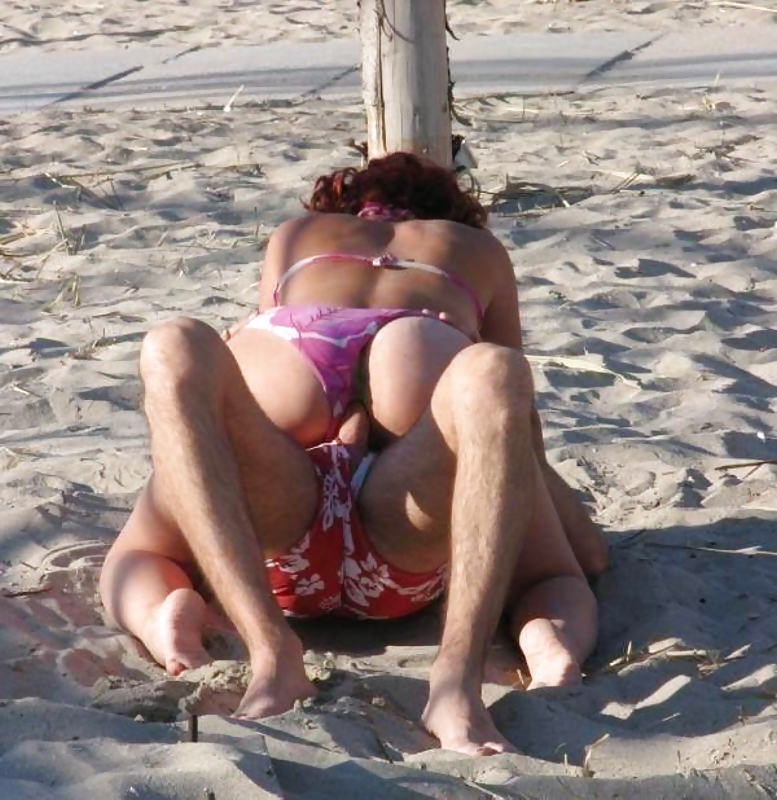 Sexo en grupo amateur playa #rec voyeur g4
 #6374857