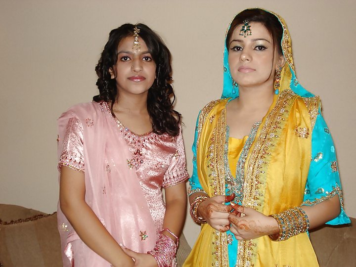 Lovely Desi girls #3980186