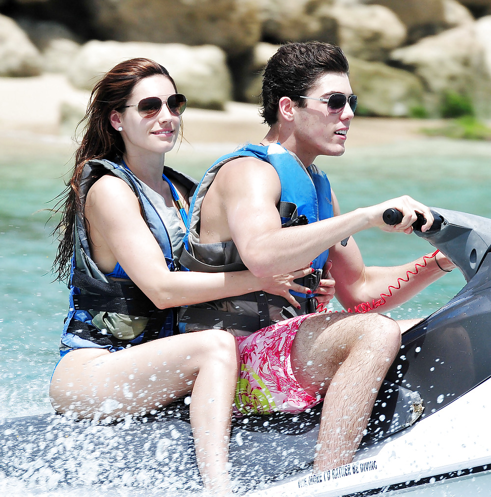 Kelly Brook in Bikini at the Beach in the Caribbean #2038840