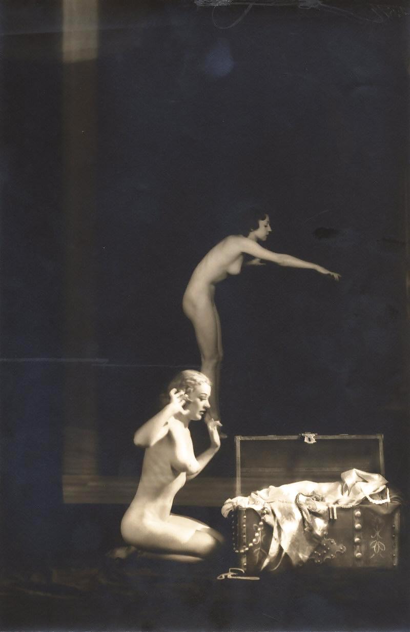 Vintage Erotische Fotokunst 8 - Aktmodell 5 Ziegfeld Mädchen #8667286