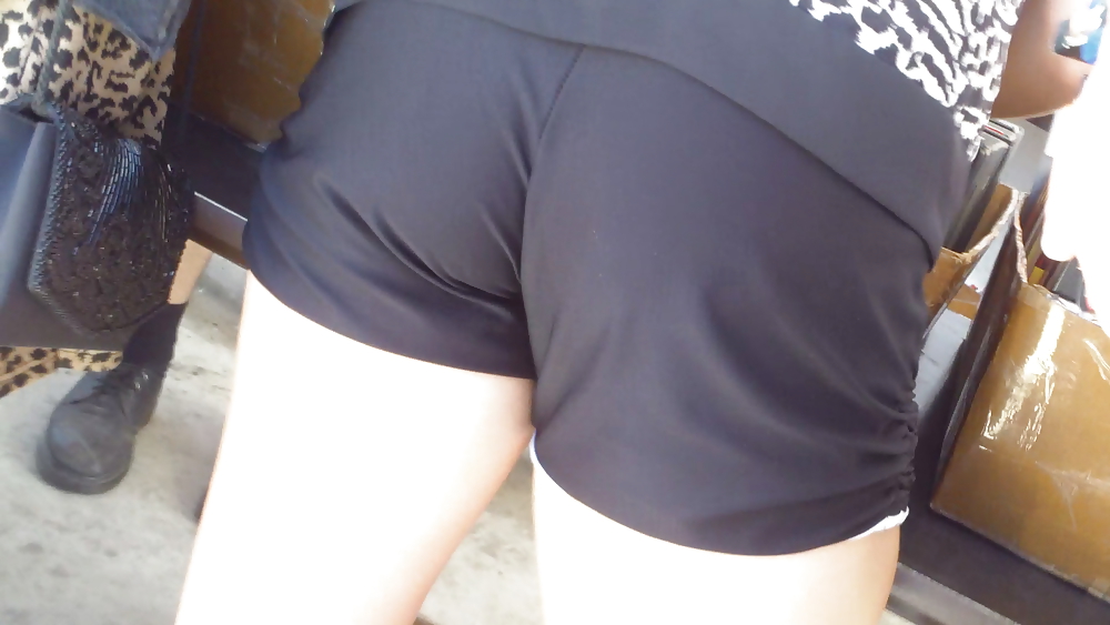 Teen ass & butt in jean shorts shopping #18775715