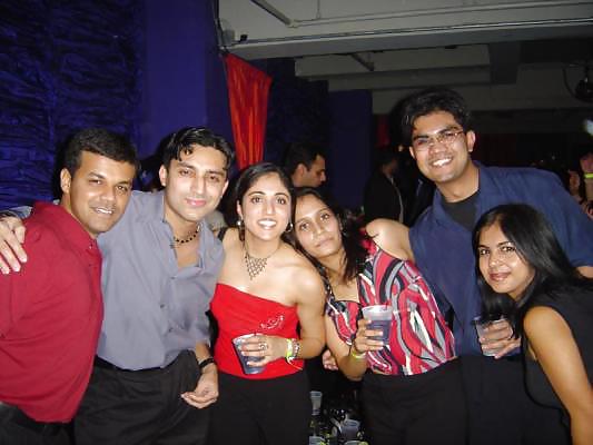 Indians - Pakis - desi ladies partying  #5370927