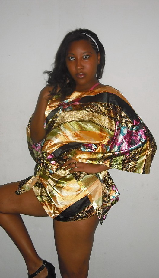 African Sexy Nn Mädchen V #9823374