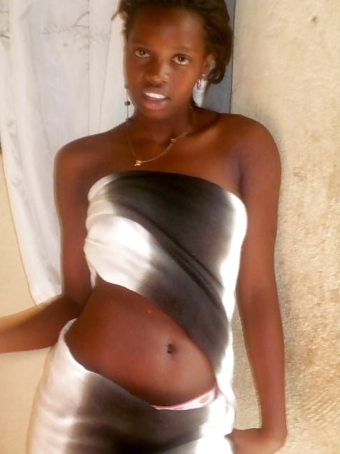 African Sexy Nn Mädchen V #9823567