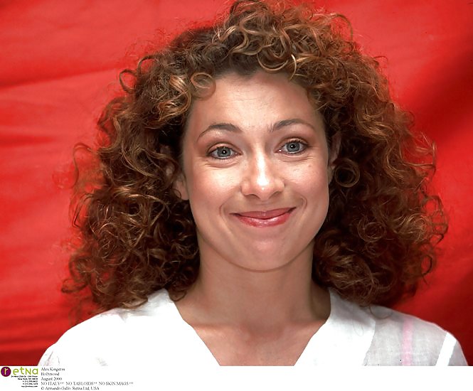 Alex Kingston Couger-MILF #3581250