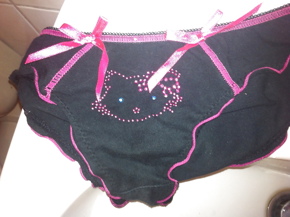 Strings from gudrun #6936763