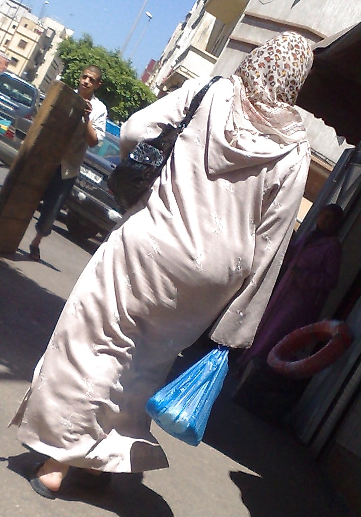 Arab jelaba
 #14655692