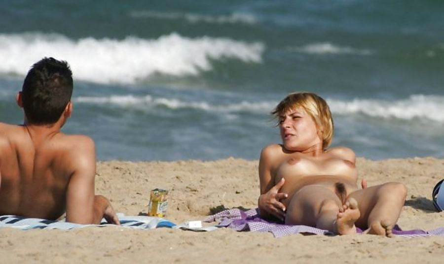 Hermosos desnudos de playa 2 (sandview) por voyeur troc
 #11602060