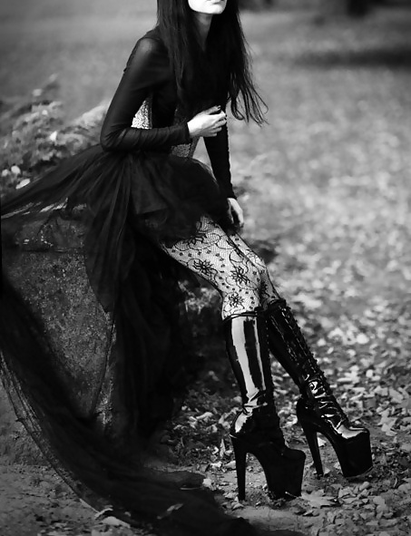 ¡Goth 10!
 #11236411