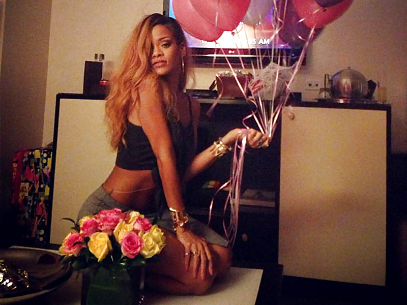 Rihanna mega collection 9 #20154253