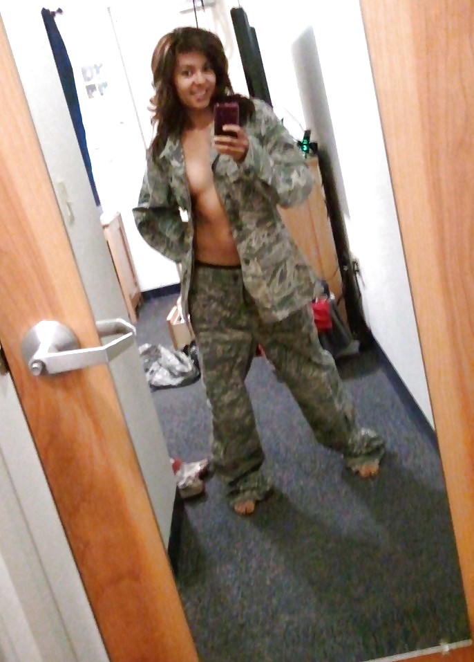 Military Women #12415645